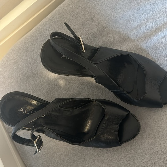 worn black ALDO wedges 36 EUR 5 USA - Picture 3 of 5